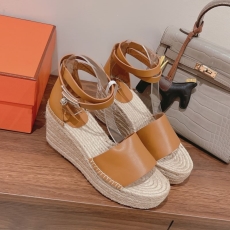 Hermes Sandals